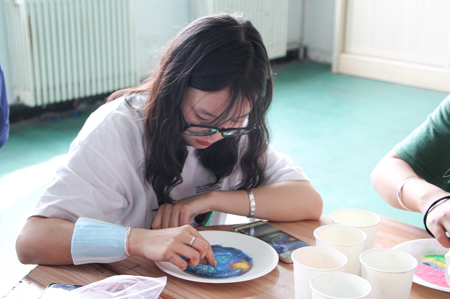 【缤纷百团】指尖流淌美好 追忆童年经典