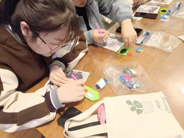 妙拼巧思 智趣童心——艺术传媒学院快乐涂鸦智慧成长校园手绘活动(第二期)