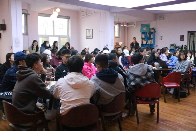 【学生干部培训】紧追媒体时代 提升自我技能——商务英语学院学生干部培训第九期第二讲