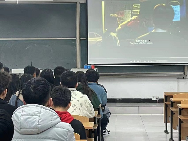 【完满班级】爱上电影 分享生活 ——信息工程学院网工2107班完满班级活动