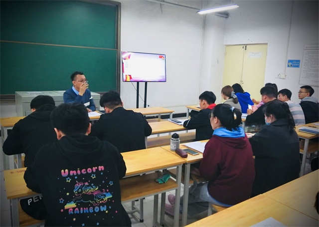 凝心聚力加强团（总）支部基层组织建设——智能工程学院“对标定级”专题组织生活会