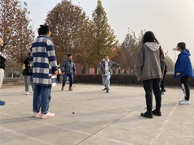 【完满班级】扬体育之采 展青春之志——淬炼商学院营销1801班、财务2012班完满班级活动