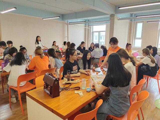 【完满班级】展现风采 手工创新——商务英语学院英语1904班、1906班完满班级活动 商务英语学院英语1904班完满班级活动