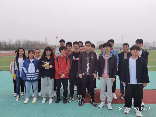 【完满班级】提升思辨推理 解开思维谜题——智能工程学院电气2001班完满班级活动