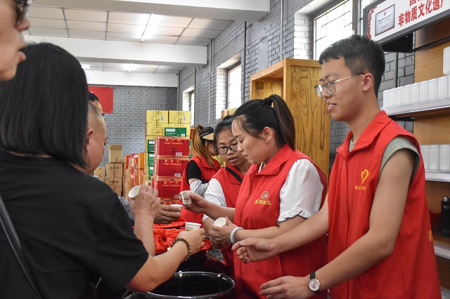 【三下乡】醇香醋味入人心 匠心工艺造精品