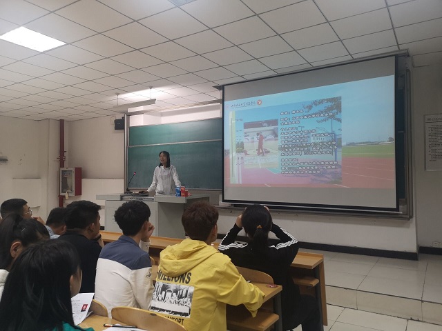 【辅导员说完满】把握青春年华 活出精彩自己——食品与环境学院2019级新生年级会