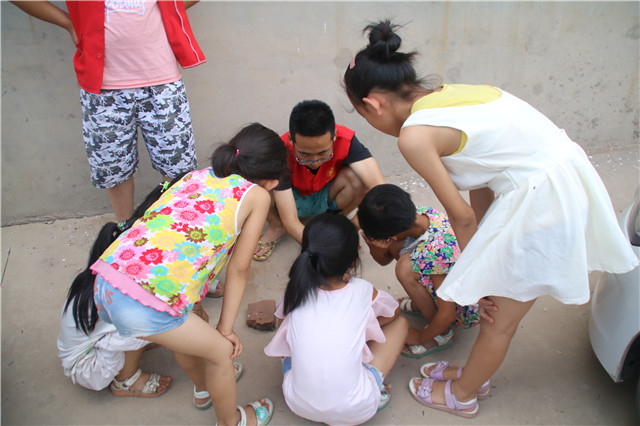 【三下乡】舍不得你  舍不得忘记你——不要离开我  带我走完这非凡的童年