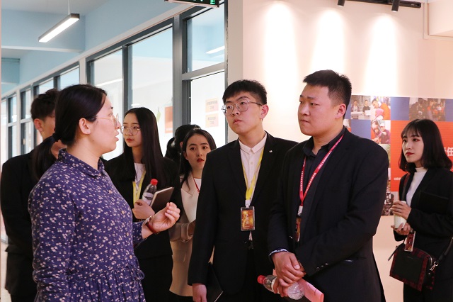 学长计划第630期:交流借鉴 携手共进——艺术传媒学院“心历课堂 传递非遗”非遗成长讲堂系列活动第二十五期