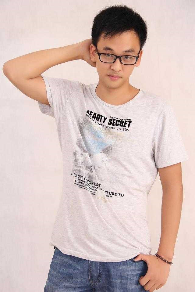 闪光的信院第184期：激情飞扬的青春 是你远行的风帆——李远嘉