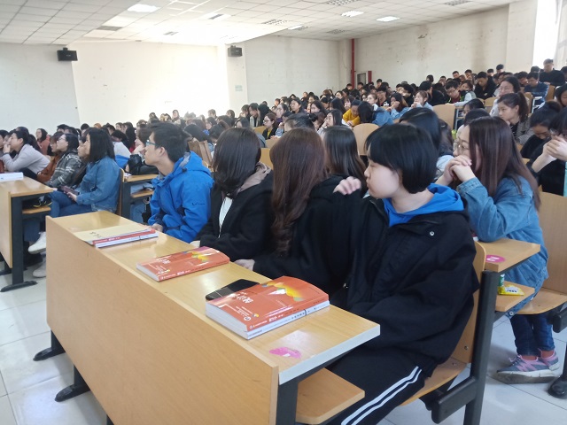 【辅导员说完满】如何让青年创业不再九死一生——淬炼商学院“辅导员说完满”专题活动（二）