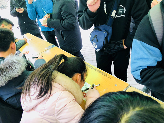 温情冬至 情暖你我——智能工程学院“温情冬至 情暖你我”送贺卡活动