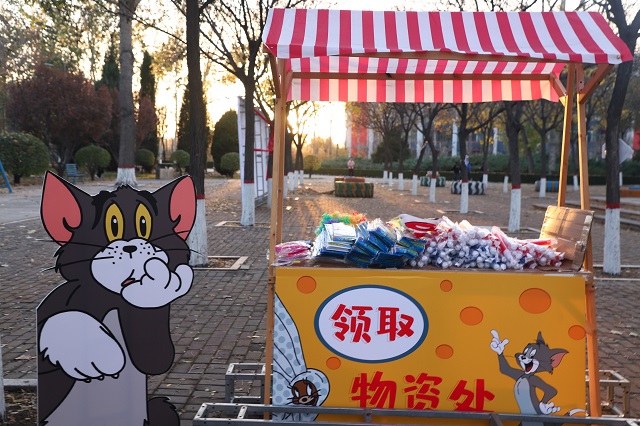 Tom vs Jerry:终极对决!神秘卡片增添无限可能——经济与管理学院&学生书院联合会校园多巴胺计划
