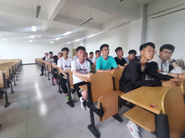 【主题团日活动】青春 如风一般自由——智能工程学院机制2002班团日活动