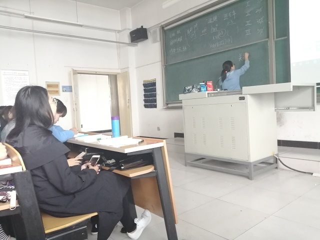 【完满班级】热爱祖国 争做优秀青年——食品与环境学院土管1602班爱国主题班会