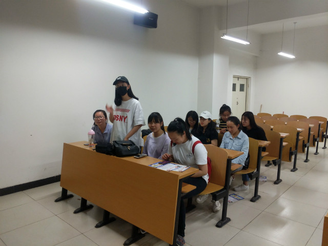 【完满班级】论百花齐放  赞别具匠心——外国语言文学学院5月完满班级活动