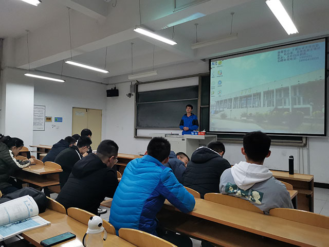 厚积分秒之功 巧夺四级之冠——信息工程学院计科1906班完满班级活动