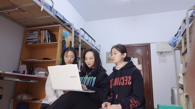 【完满班级】观体育竞技比赛——大数据学院、信息工程学院物联2002班完满班级