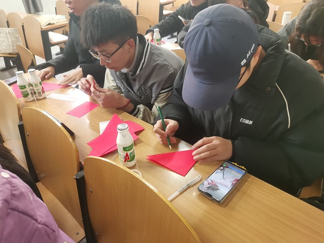 【完满班级】从指尖开始 纸的无限可能——食品与环境学院园林2002班完满班级活动