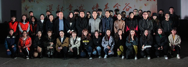 金谷嘉年华第14期：学生社团走进南杨家庄村开展“深秋意浓 情系金谷”主题活动