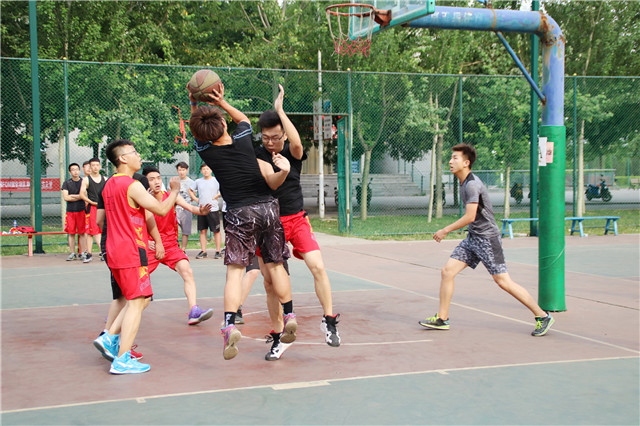 【完满班级】放飞青春 迎篮而上——智能工程学院六月完满班级主题活动（五）