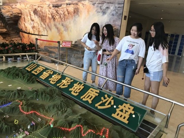 【完满班级】踏百里之路 品百味人生——食品与环境学院资环1601班乐游开眼界活动