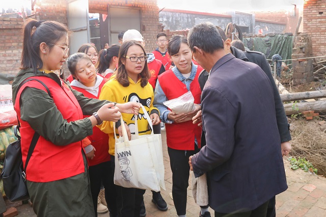 【青春雷锋月】文动人心 光影传情——青春雷锋月主题征文、摄影评选活动带你走进身边的雷锋