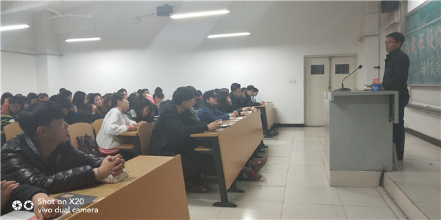 【辅导员说完满】从天下为公到日行一善——淬炼商学院“辅导员说完满”系列活动（二十）