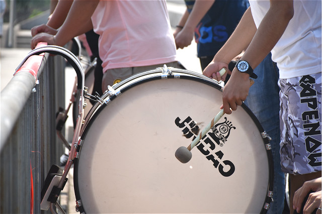 东风吹 战鼓擂 经管男儿战绿茵——第十一届“至强杯”男子足球联赛决赛经管VS机电