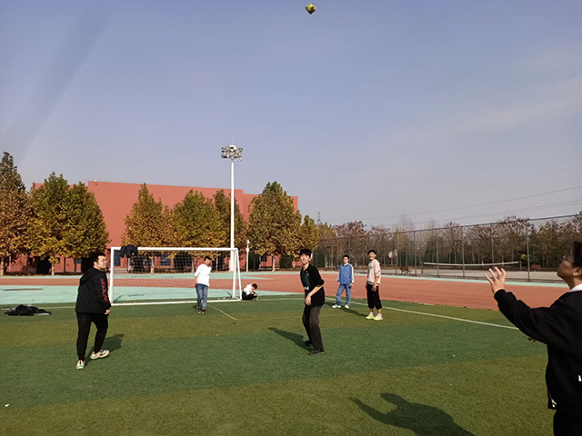 【完满团支部】阳光冬日 趣味运动——大数据学院、信息工程学院2022级完满团支部活动