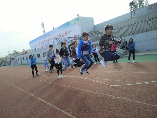 【完满班级】共奏一首和谐的青春之歌——计科1701班举办“奔跑吧!青春”完满班级活动