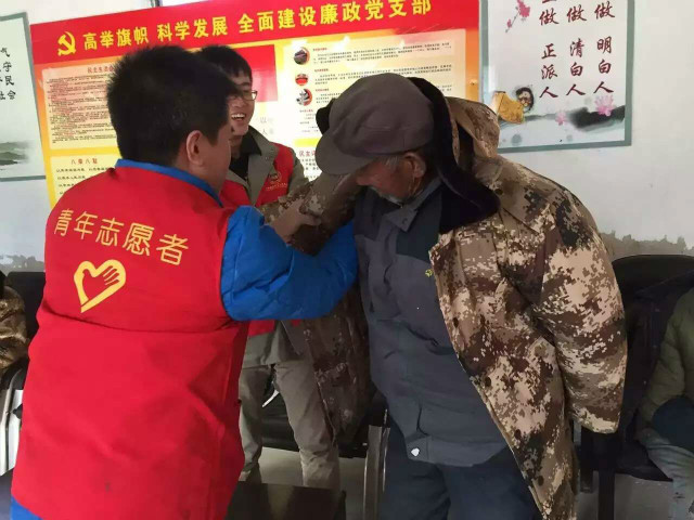 行走的力量第34期：青年志愿者第四次走进龙门村