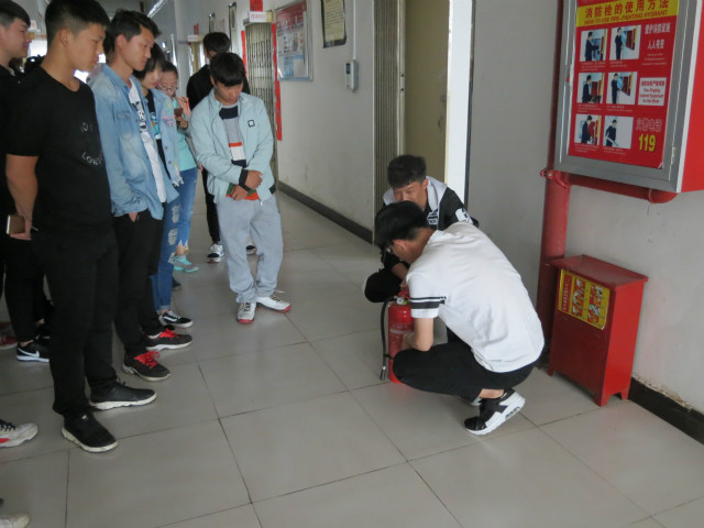 同行不同力 公益你我行——经济与管理学院专项志愿服务队系列纪实报道