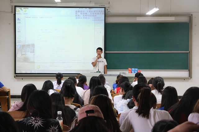 学长计划第535期:寒梅凌雪绽芳华 四载回望梦千寻——外语系第75期学长计划之榜样的力量