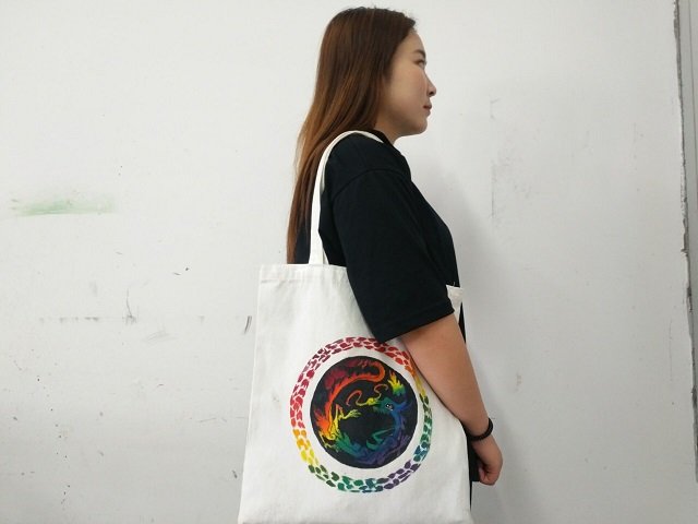 【完满班级】五彩缤纷 布上艺术——艺术传媒学院服装1701完满班级活动