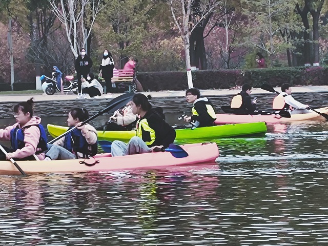 乘风破浪的少年——秋日皮划艇线下活动
