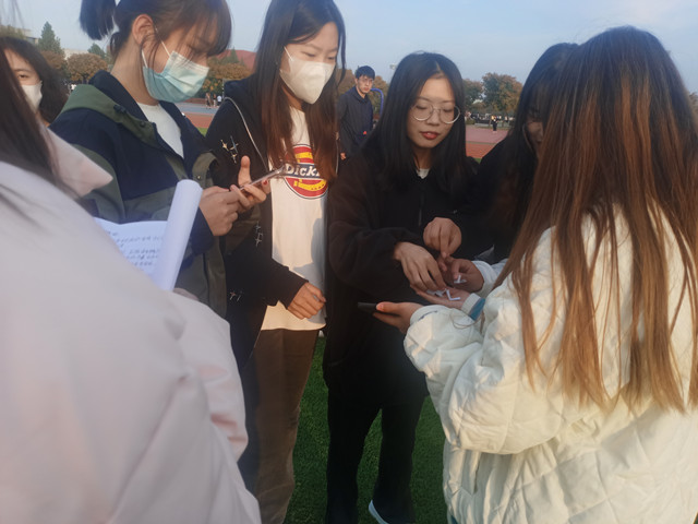 【完满班级】党旗下赓续红色血脉 赛道上点亮青春之火——商务英语学院完满班级活动集锦