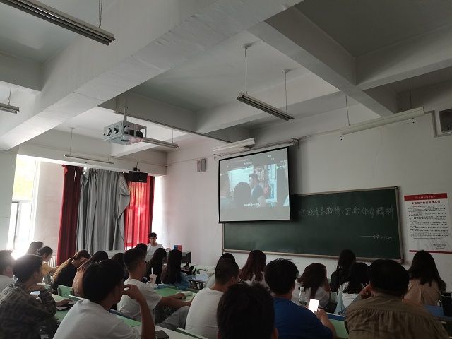 【完满班级】燃烧青春激情 弘扬体育精神——视觉2003班竞技体育活动