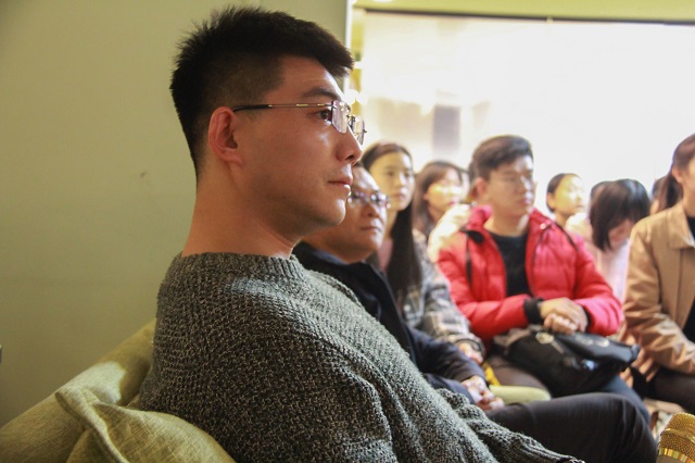 【1+1>2】在校言商 探讨互联网时代下华为的发展历程