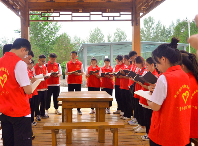 【三下乡】践行致远秉初心 青春担当踏前行——“鹏”抟汇商 淬炼·国际商学院青年益行发展成就观察团