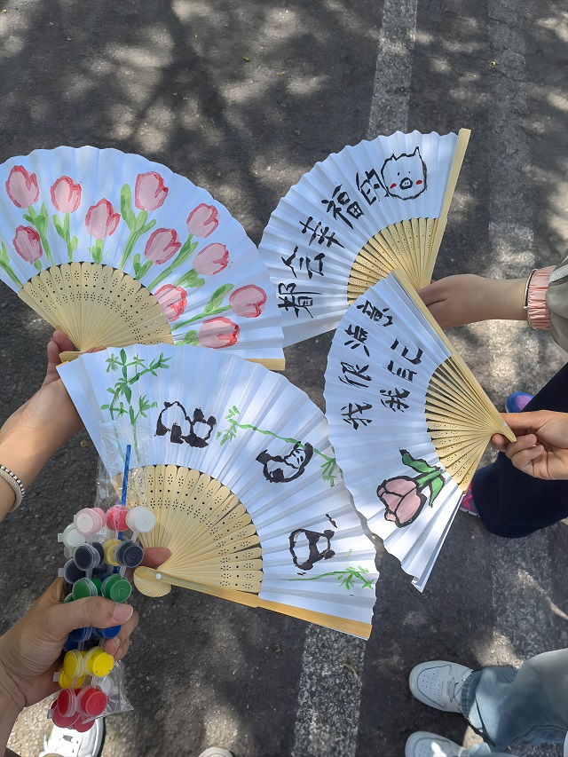 【完满团支部】夏日微凉意 白扇纸添花——经济与管理学院经管2205班完满团支部活动