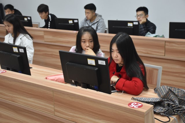 学长计划第457期:展开科学的翅膀 放飞科学的梦想——信息工程系举办第64期学长计划