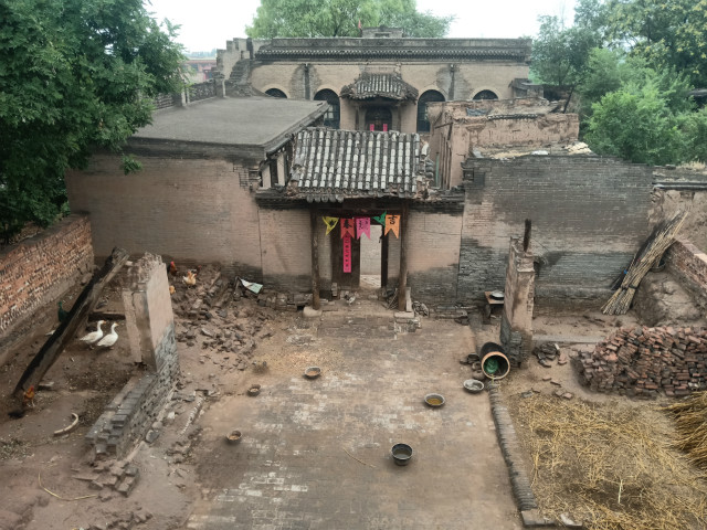 走访传统村落古建筑 共同守护精神家园