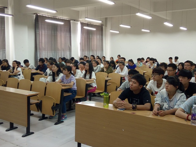 【辅导员说完满】环科系辅导员与学生分享“缤纷完满‘引’学习”之感悟