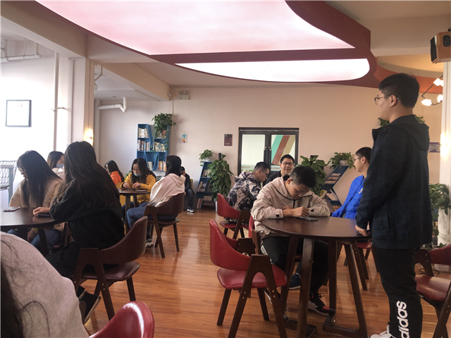 【完满班级】竞技不忘互帮互助 体育更展青春雄风——淬炼商学院会计1803班、行管2001班、会计2002班完满班级活动