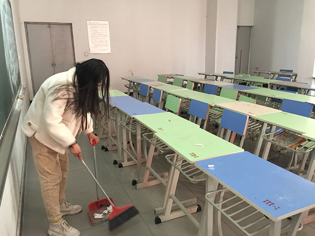 【完满班级】中国精神 雷锋先行——艺术传媒学院视觉1801班“雷锋精神，与我同行”完满班级活动