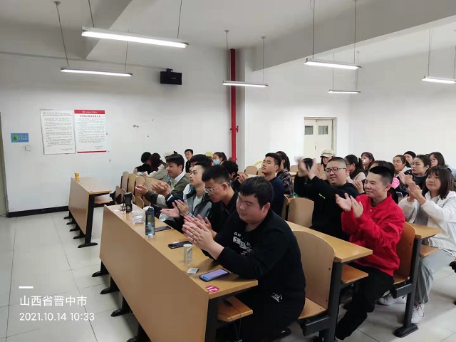 【完满班级】绘风貌 聚精神——食品与环境学院动医2102班完满活动