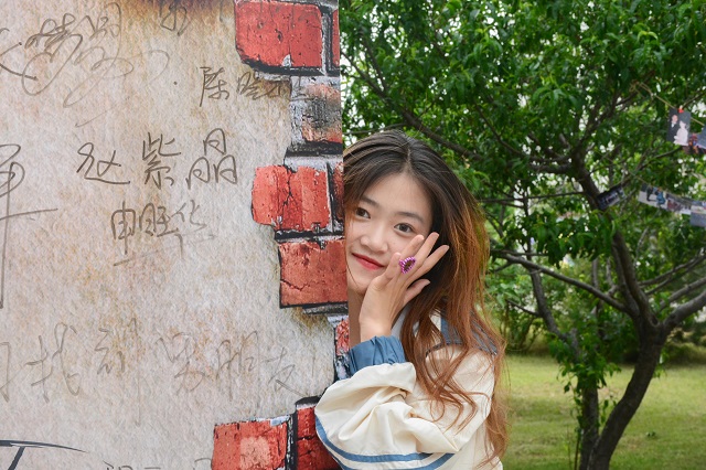 穿越时光 回到梦开始的起点——青藤书院举办“你好 旧时光”第121期周末文化广场