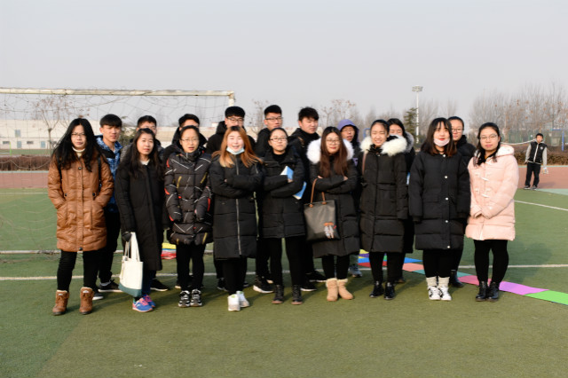 【完满班级】冬来天欲雪 难阻少年心——国贸1503班举办“向上吧！少年”新异能比拼大赛