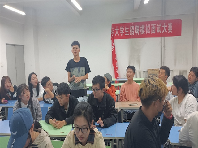 活力体育 梦想启程——艺术传媒学院第九届体育部新生见面会