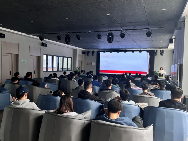 学长计划第1074期:追逐光 成为光——大数据学院、信息工程学院学长计划第152期